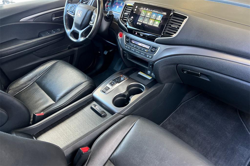 used 2022 Honda Pilot car, priced at $28,481