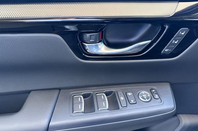 used 2025 Honda CR-V car, priced at $35,481