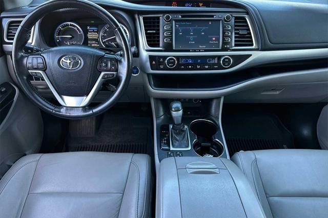 used 2017 Toyota Highlander Hybrid car, priced at $27,981