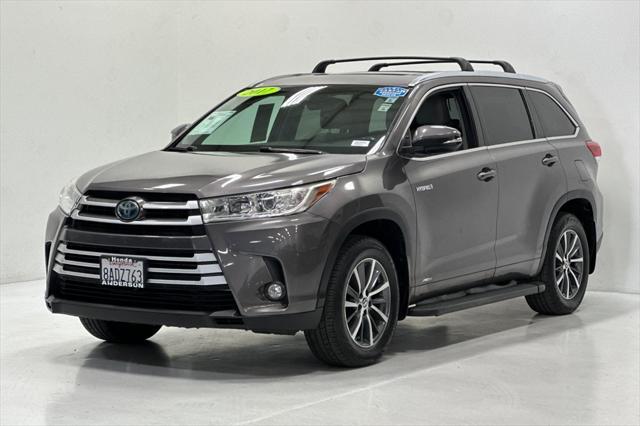 used 2017 Toyota Highlander Hybrid car, priced at $27,981