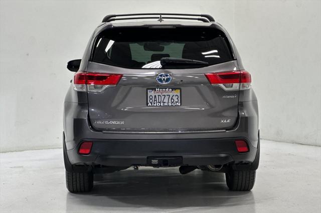 used 2017 Toyota Highlander Hybrid car, priced at $27,981