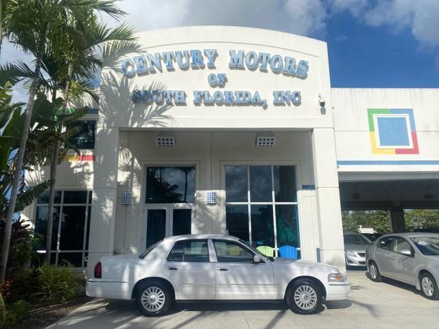 used 2007 Mercury Grand Marquis car, priced at $10,900