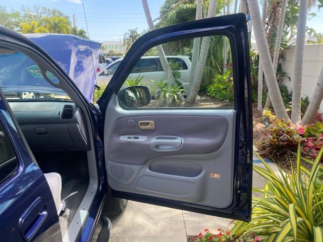 used 2000 Toyota Tundra car, priced at $11,900