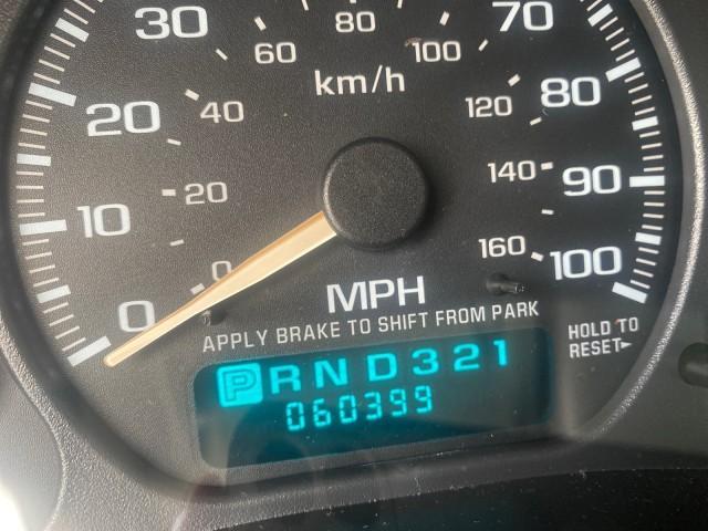 used 2002 Chevrolet Suburban car, priced at $15,900