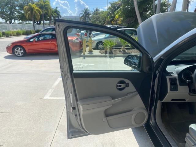 used 2005 Chevrolet Equinox car, priced at $6,900