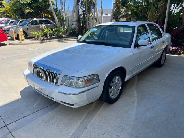 used 2006 Mercury Grand Marquis car, priced at $9,900