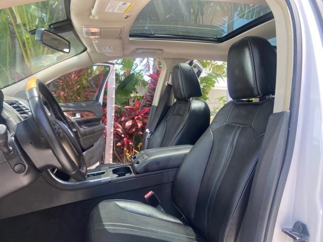 used 2011 Lincoln MKX car, priced at $14,900