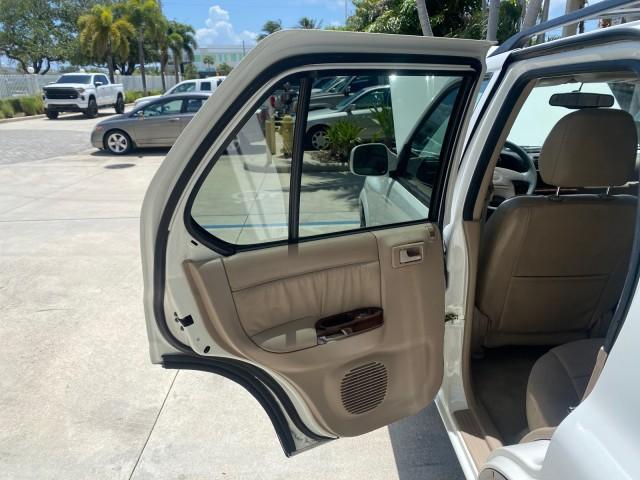 used 2001 Isuzu Rodeo car, priced at $6,900