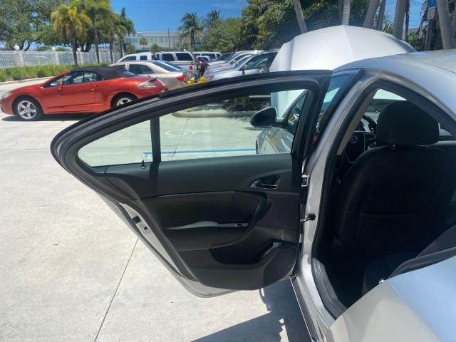 used 2011 Buick Regal car, priced at $7,900