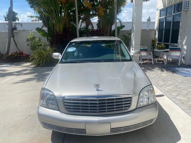used 2005 Cadillac DeVille car, priced at $10,900