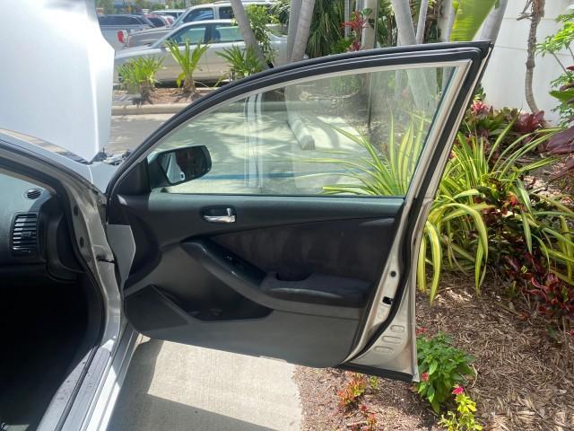 used 2008 Nissan Altima car, priced at $13,900