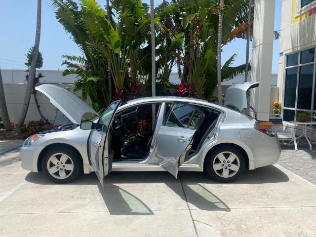 used 2008 Nissan Altima car, priced at $13,900