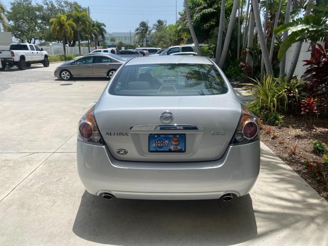 used 2008 Nissan Altima car, priced at $13,900
