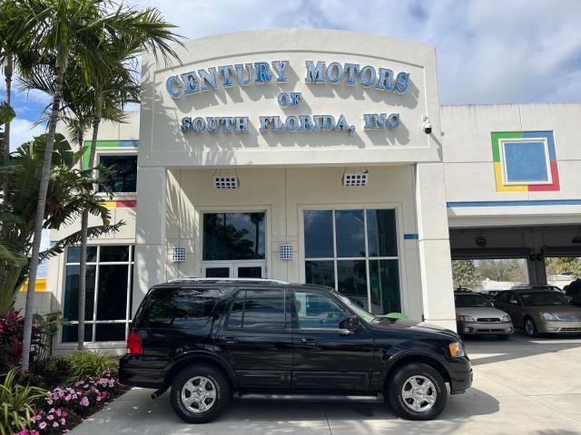 used 2005 Ford Expedition car, priced at $15,900