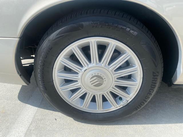 used 2009 Mercury Grand Marquis car, priced at $12,500