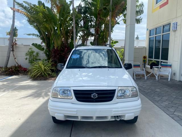 used 2001 Suzuki Vitara car, priced at $7,900