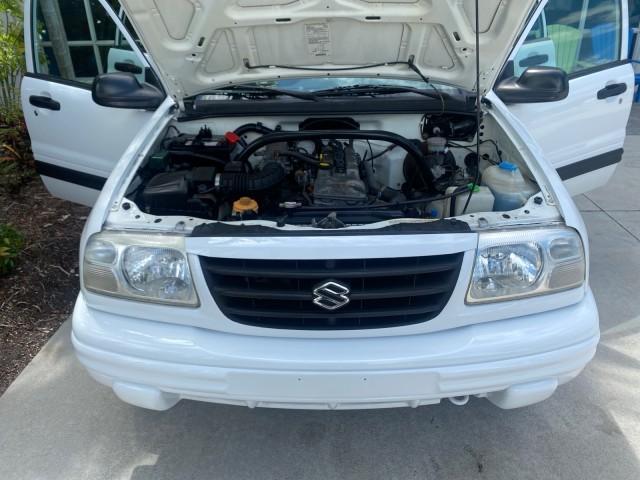 used 2001 Suzuki Vitara car, priced at $7,900