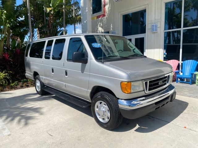 used 2005 Ford E350 Super Duty car, priced at $18,900