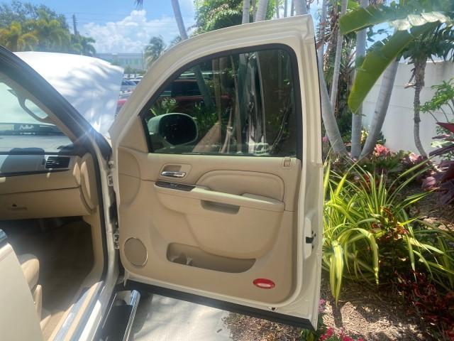 used 2013 Cadillac Escalade car, priced at $23,900
