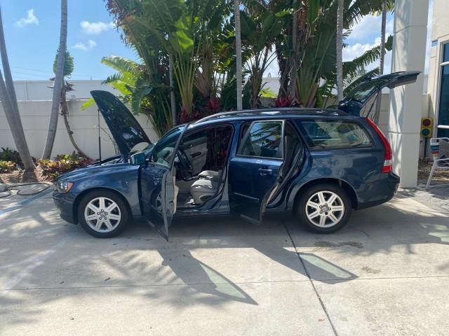 used 2007 Volvo V50 car, priced at $12,900