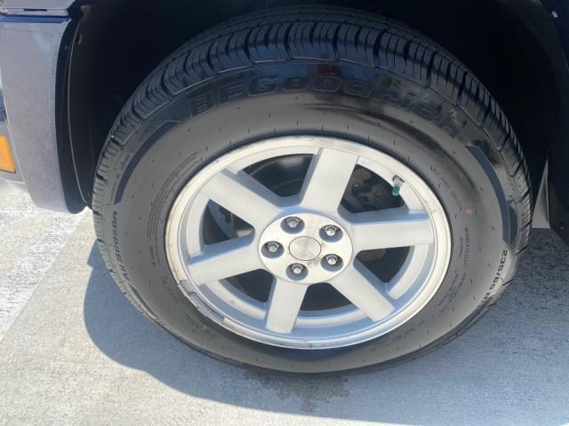 used 2006 Jeep Liberty car, priced at $10,500