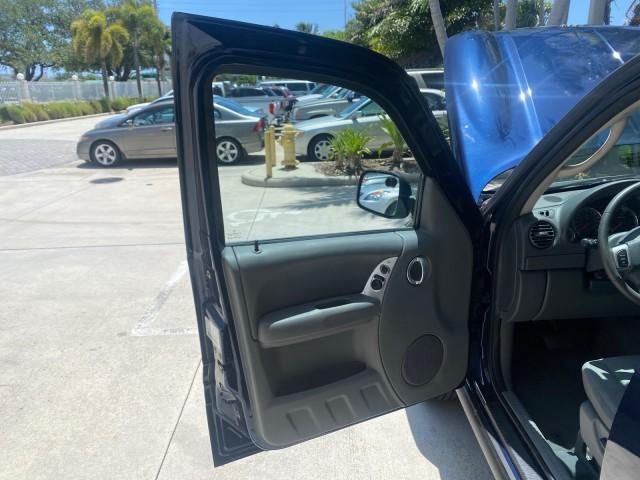 used 2006 Jeep Liberty car, priced at $10,500