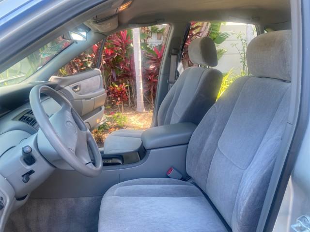 used 2001 Toyota Avalon car, priced at $8,900