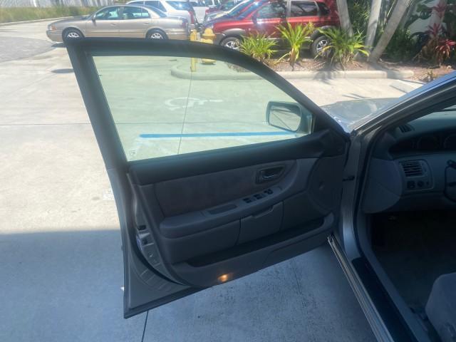 used 2001 Toyota Avalon car, priced at $8,900
