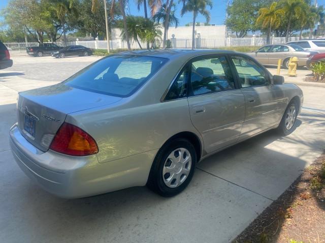 used 2001 Toyota Avalon car, priced at $8,900
