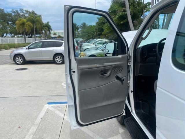 used 2005 Ford E350 Super Duty car, priced at $12,900