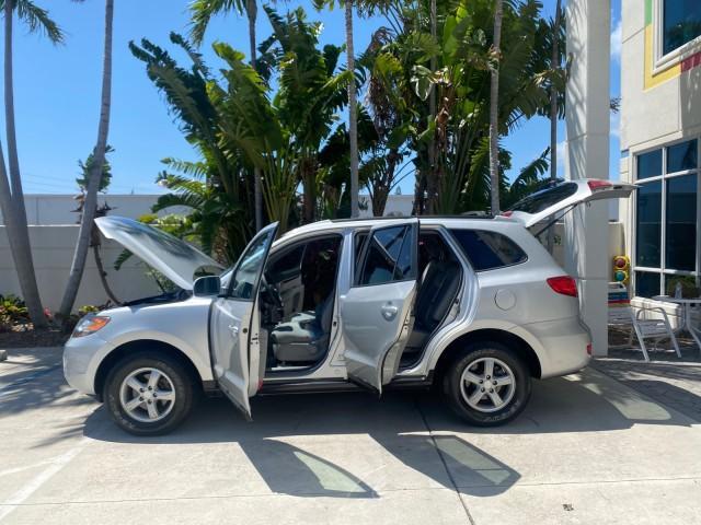 used 2007 Hyundai Santa Fe car, priced at $11,500