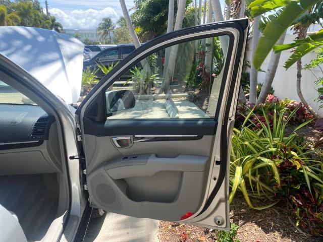 used 2007 Hyundai Santa Fe car, priced at $11,500