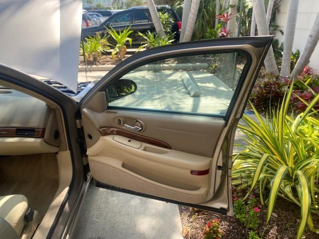 used 2004 Buick LeSabre car, priced at $10,900