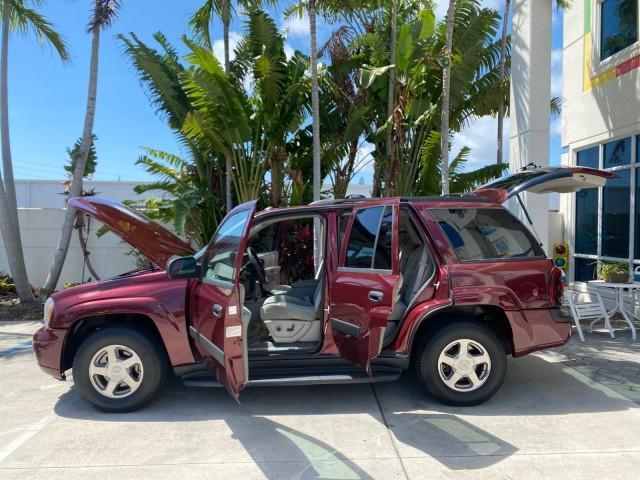 used 2005 Chevrolet TrailBlazer car, priced at $7,900