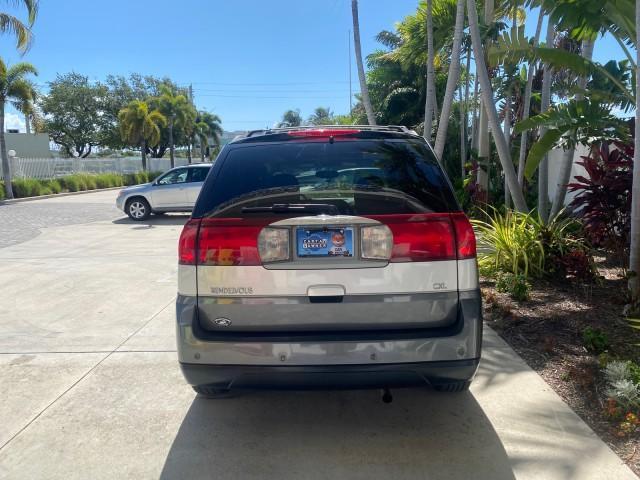 used 2005 Buick Rendezvous car, priced at $8,900