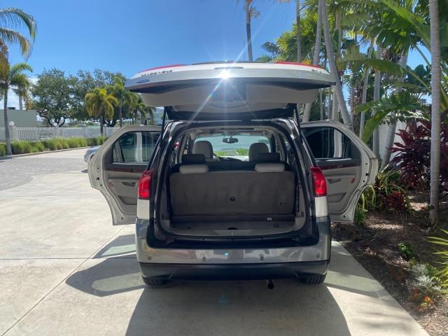 used 2005 Buick Rendezvous car, priced at $6,900