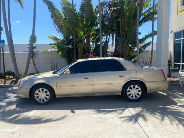 used 2008 Cadillac DTS car, priced at $10,900