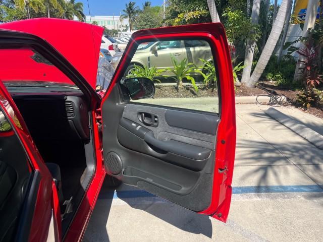 used 2000 Chevrolet Blazer car, priced at $8,900