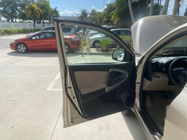 used 2007 Toyota RAV4 car, priced at $12,900