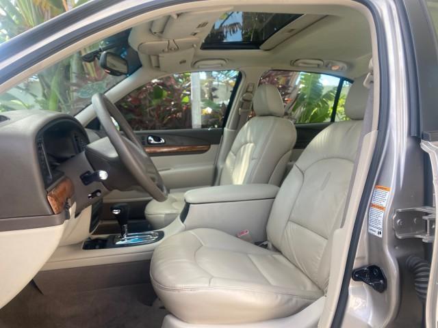 used 2002 Lincoln Continental car, priced at $9,500
