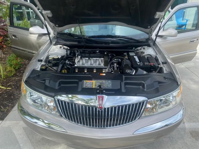 used 2002 Lincoln Continental car, priced at $9,500