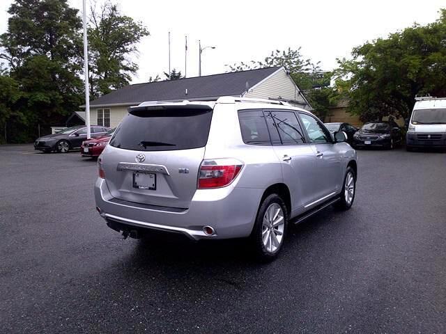 used 2010 Toyota Highlander Hybrid car, priced at $10,495