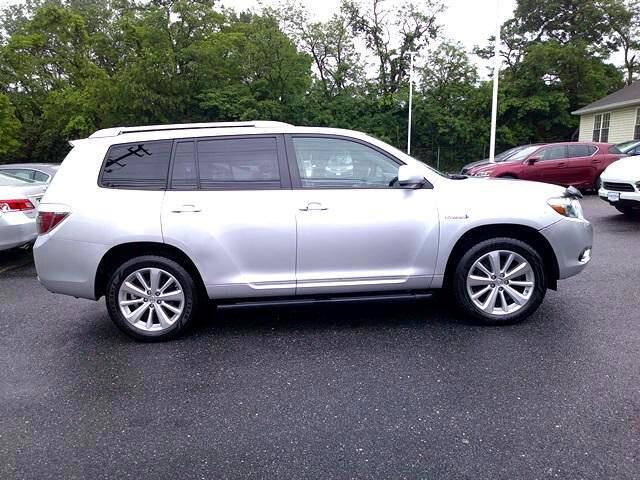 used 2010 Toyota Highlander Hybrid car, priced at $10,495