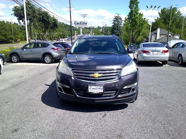 used 2014 Chevrolet Traverse car, priced at $10,900