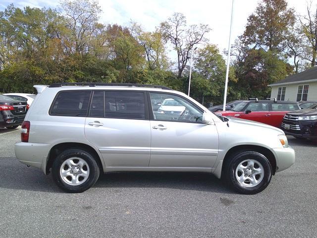 used 2007 Toyota Highlander car, priced at $6,994