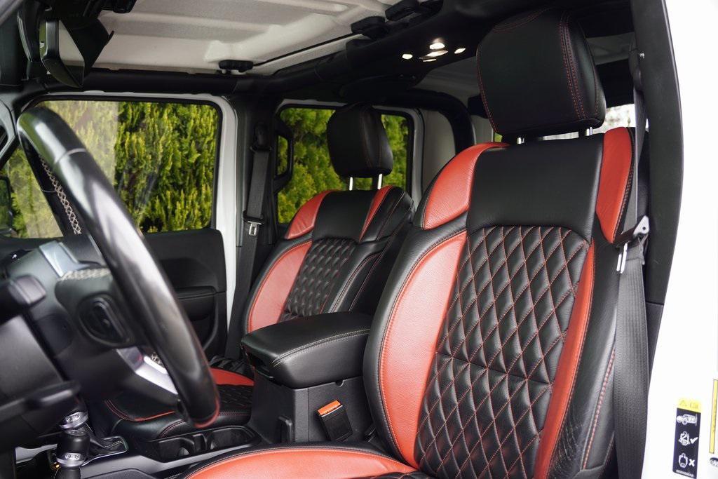 used 2022 Jeep Gladiator car, priced at $27,995