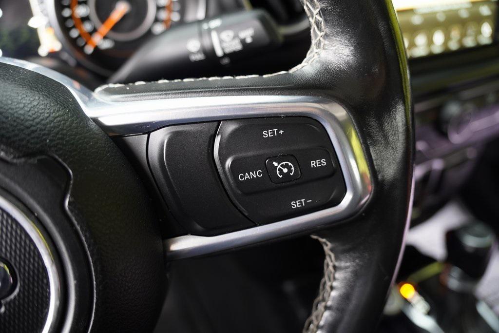 used 2022 Jeep Gladiator car, priced at $27,995