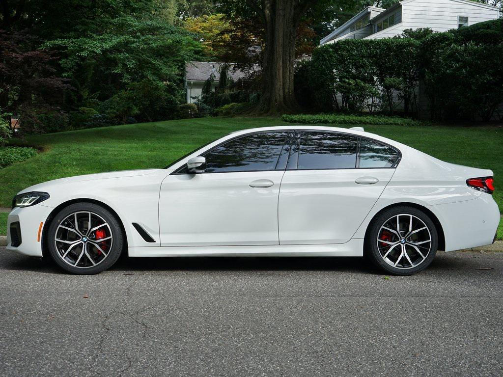 used 2021 BMW 530 car, priced at $22,895