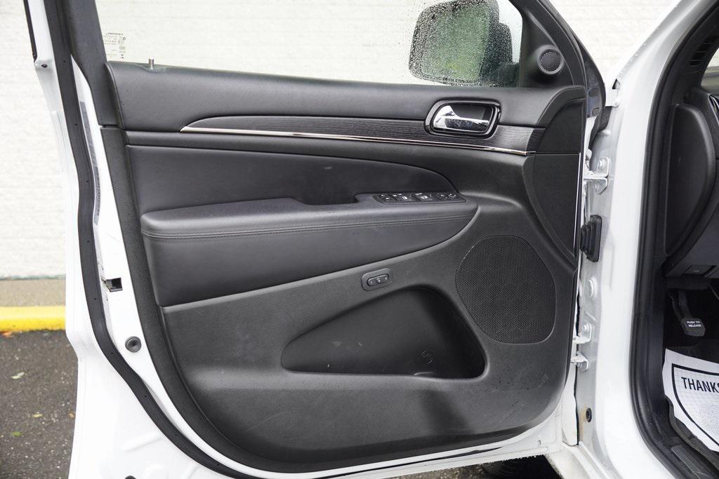 used 2020 Jeep Grand Cherokee car, priced at $25,495