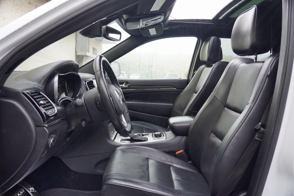 used 2020 Jeep Grand Cherokee car, priced at $25,495